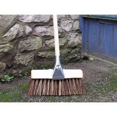 13" Saddle Back Bass/Cane Mix Yard Brush Stiff Sweeping Broom for Outdoor Use - The Dustpan and Brush Store